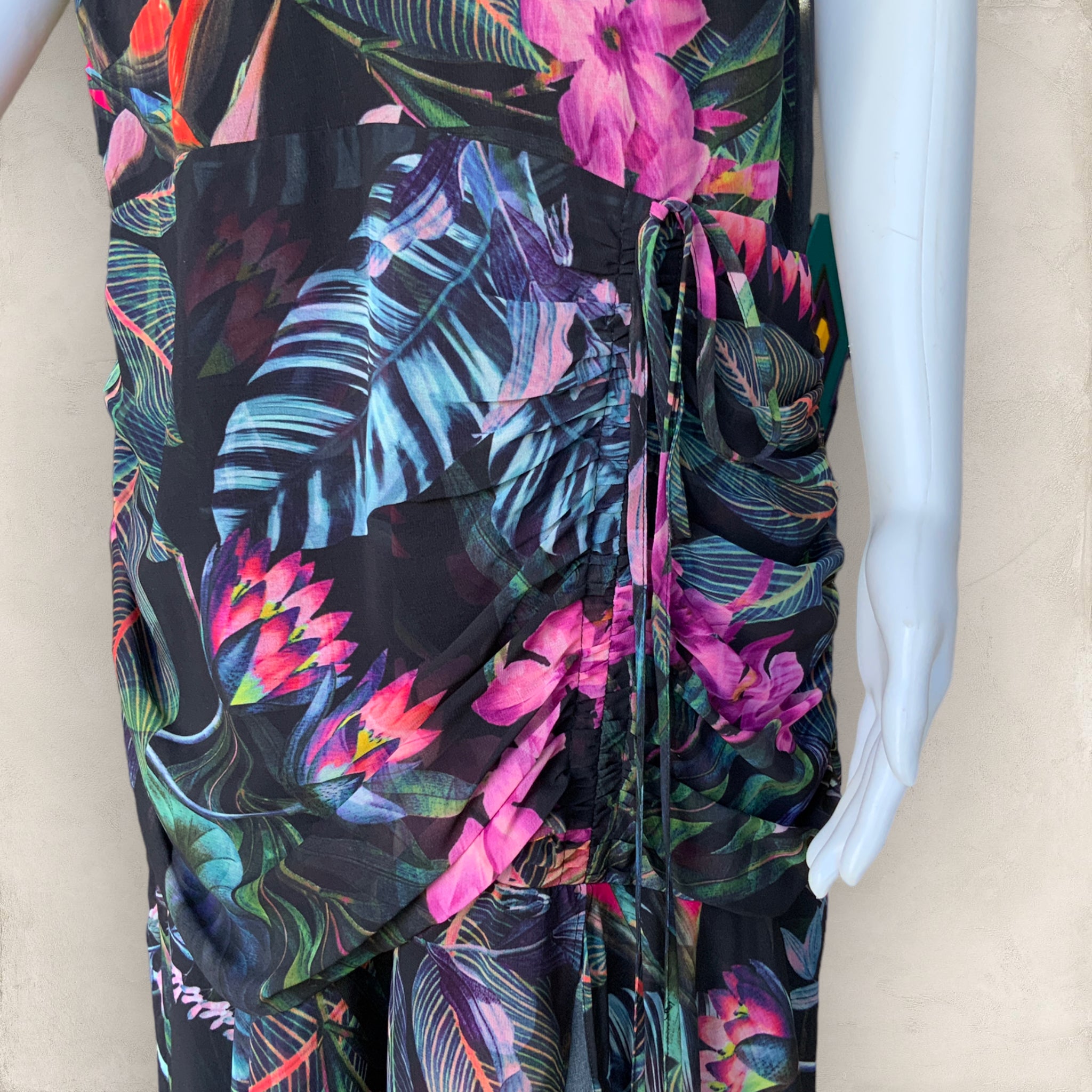 BNWT WAYNE COOPER Long Tropical Print Maxi Dress RRP$249 - Size 18