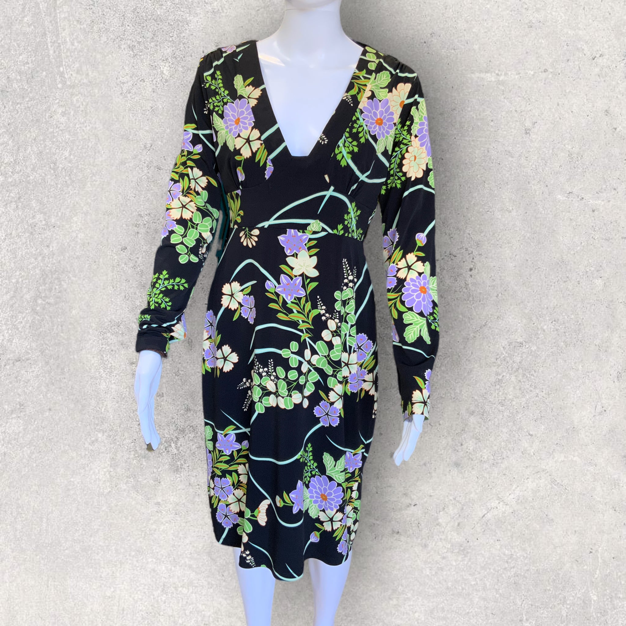 LILI Long Sleeved Retro Floral Jersey Dress - Size 12