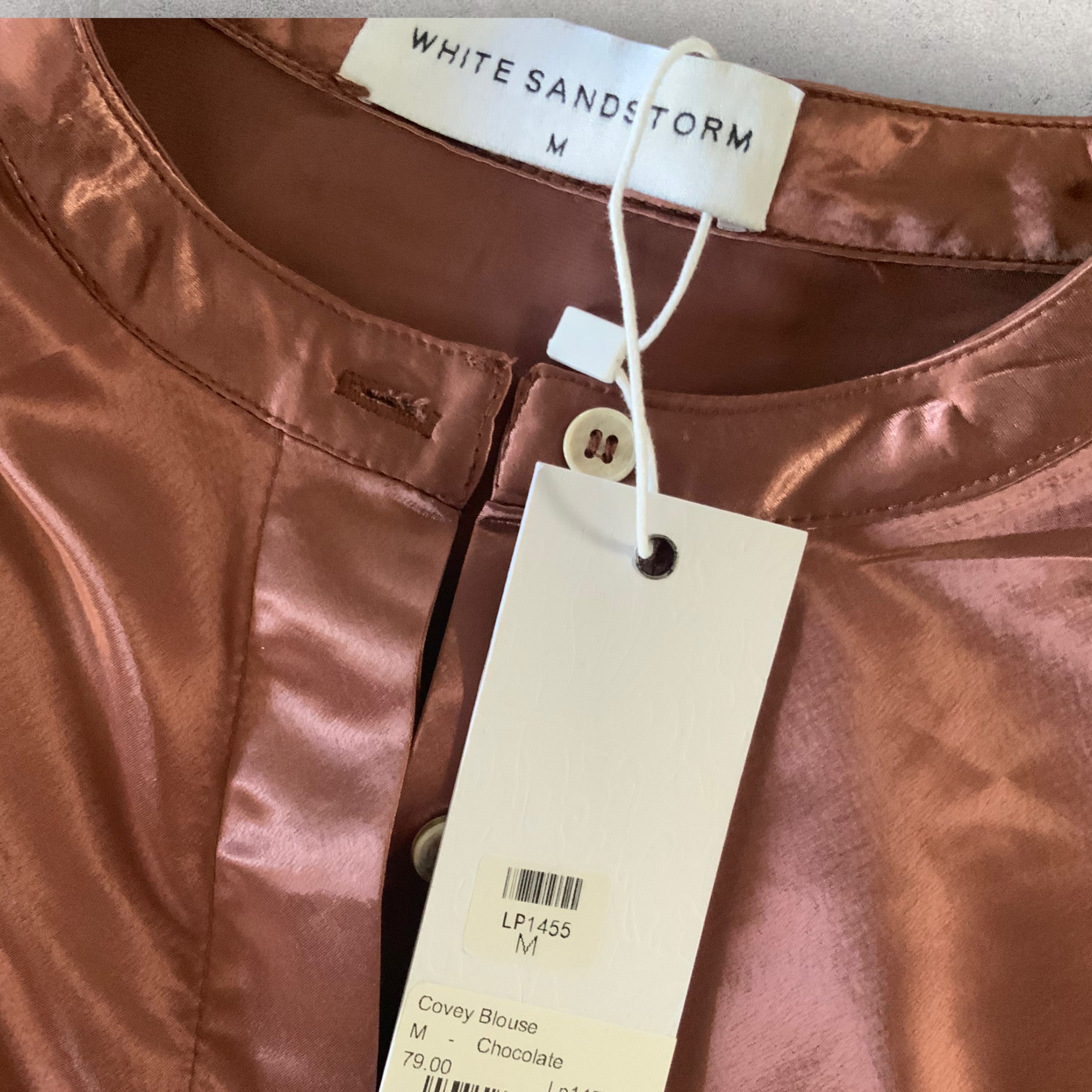 BNWT WHITE SANDSTORM 'Covey' Blouse Top in Champagne Choc - Size M