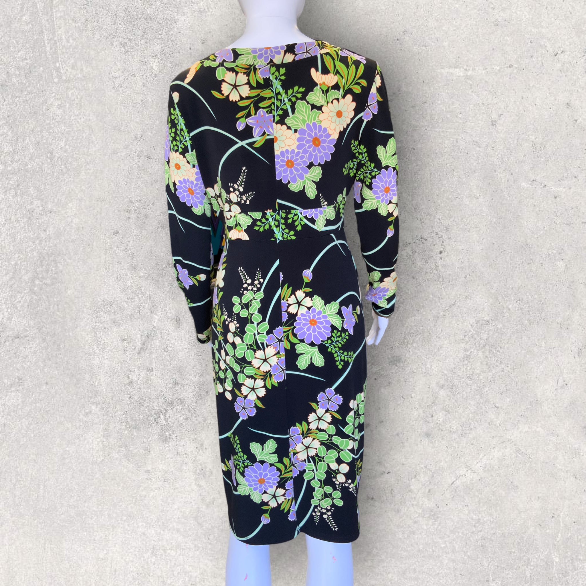 LILI Long Sleeved Retro Floral Jersey Dress - Size 12