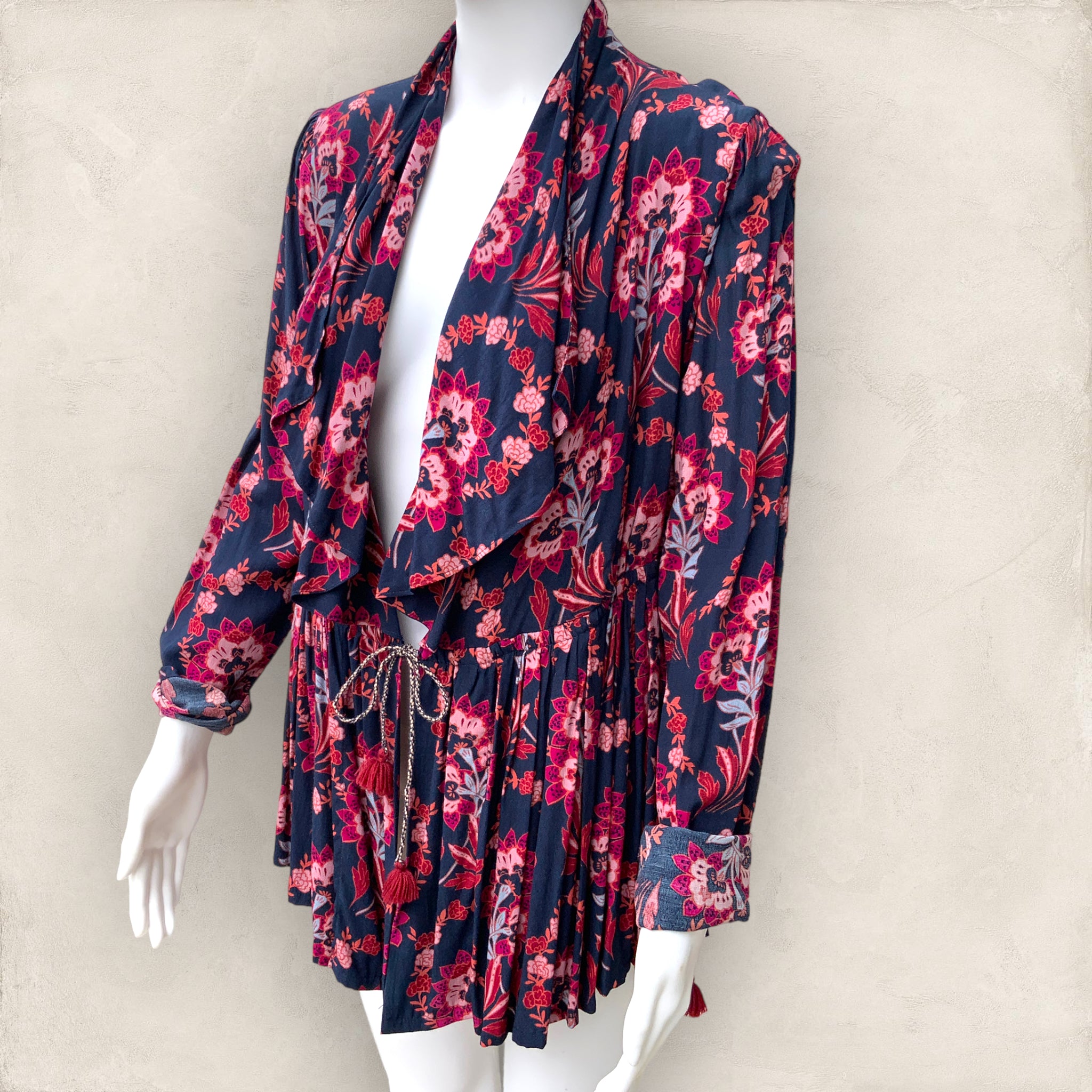 TIGERLILY “Paradis” Floral Open Front Swing Jacket - Size