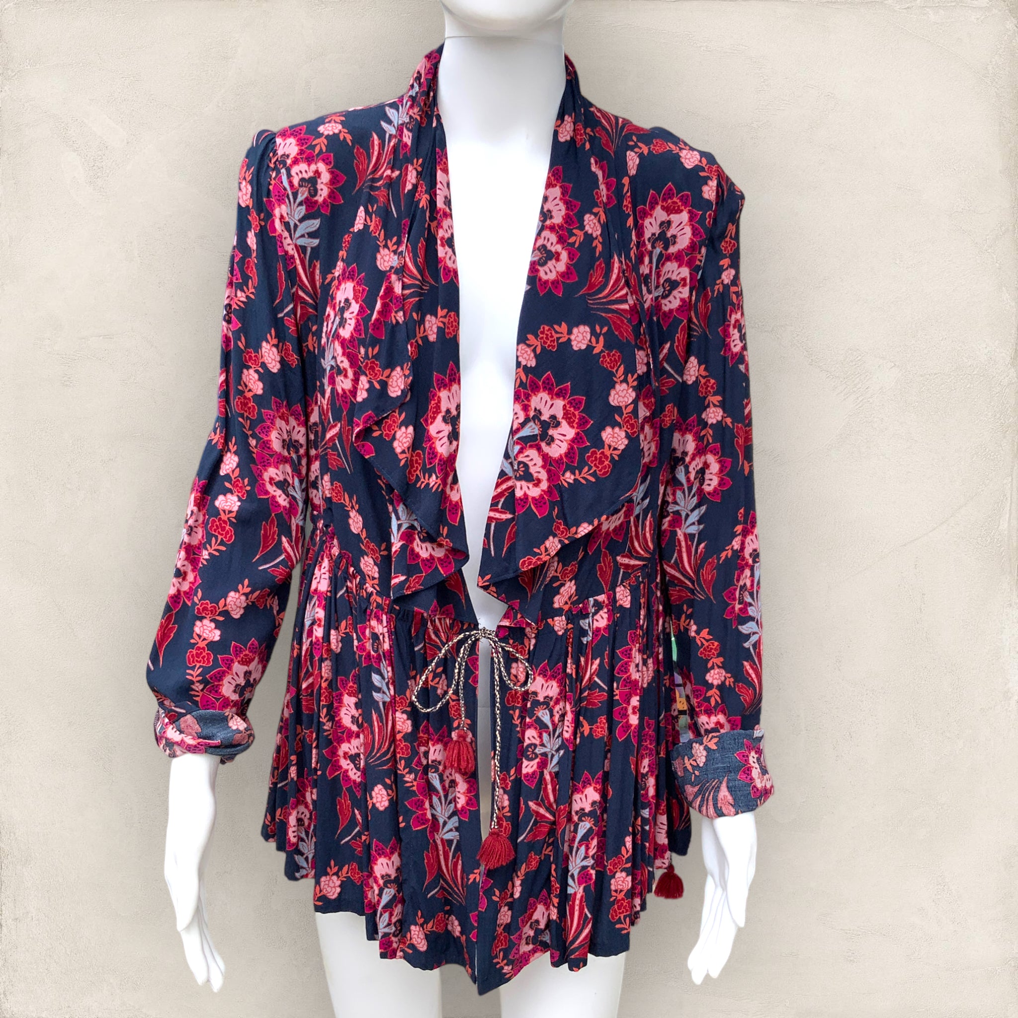 TIGERLILY “Paradis” Floral Open Front Swing Jacket - Size