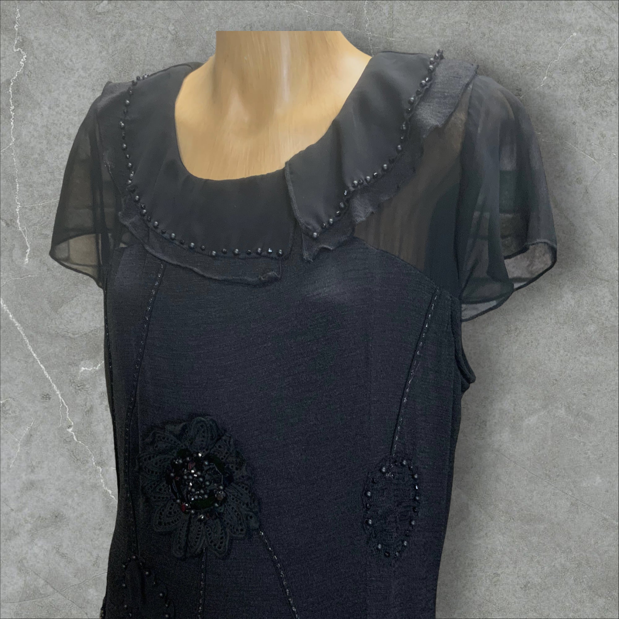 BOO RADLEY Black Cap Sleeved Beaded Floral Tunic Top/Dress - Size L
