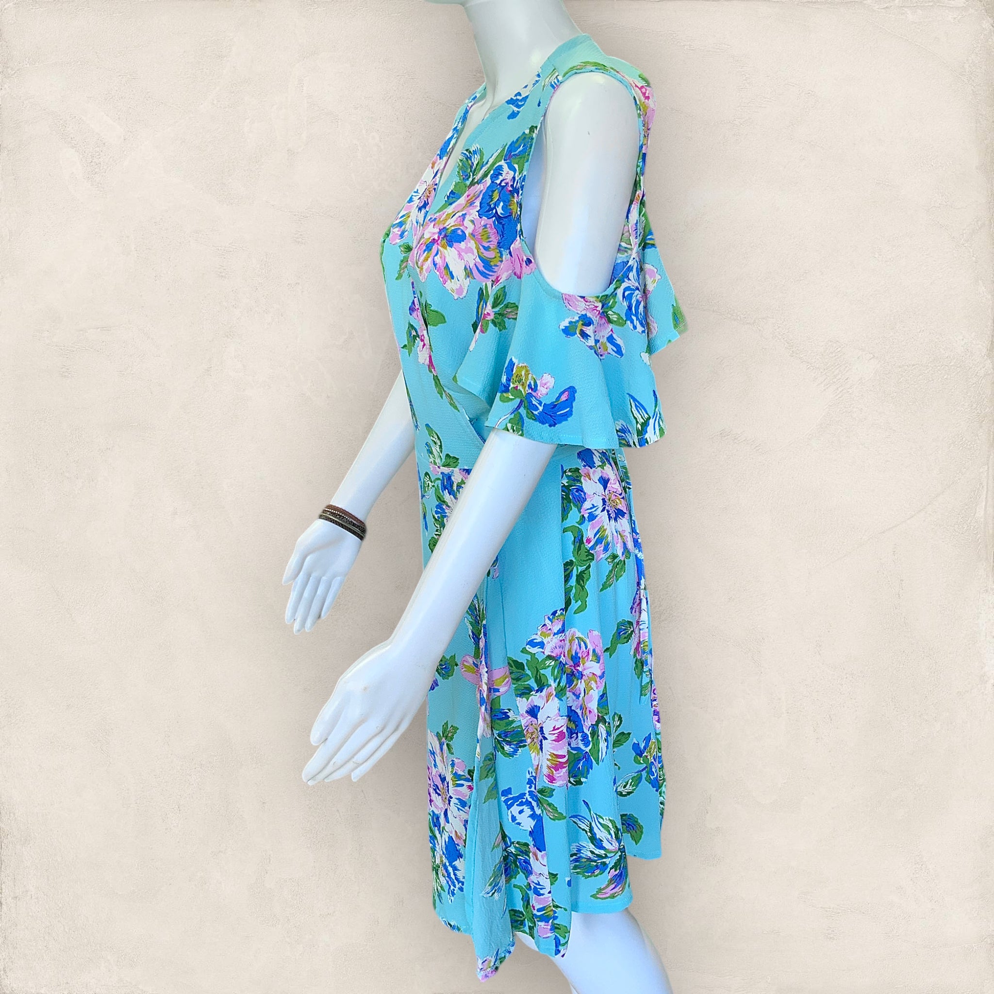 JO JO Cold Shoulder Blue Floral Wrap Dress - Size 14