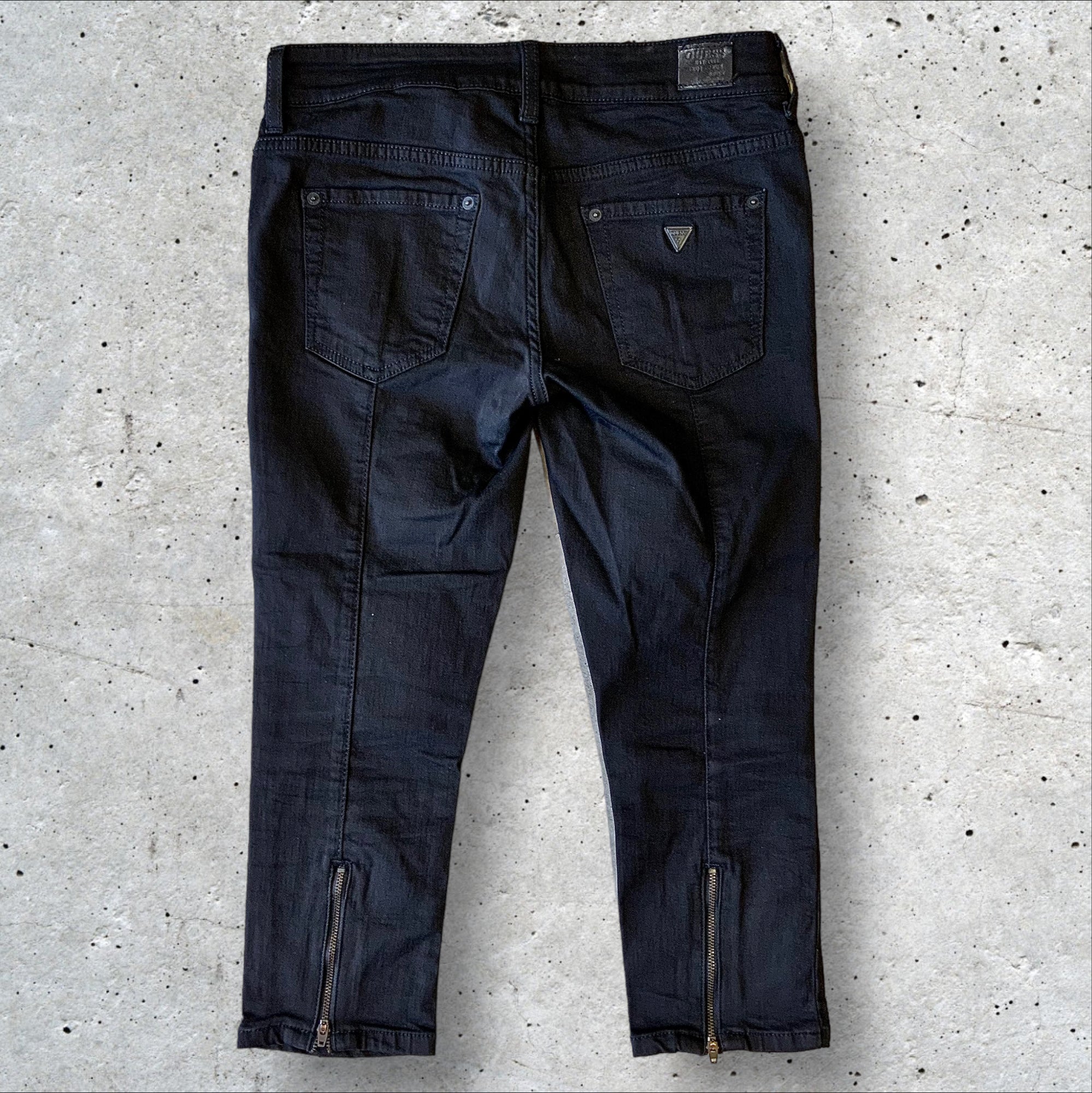 GUESS Women's Black 3/4 Zip Detail Cropped Jeans, Size 28