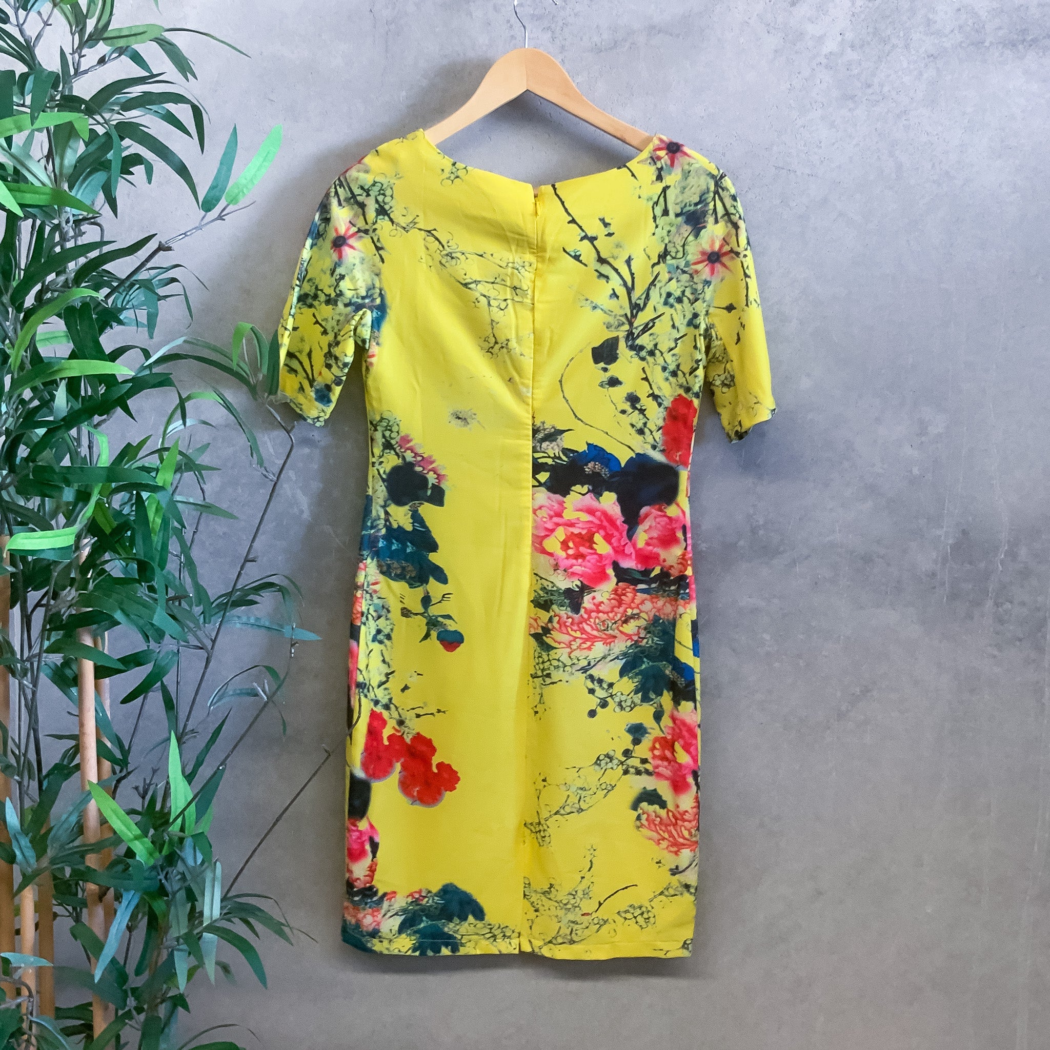 HEL Yellow Pink Short Sleeve Floral Print Shift Dress - Size S