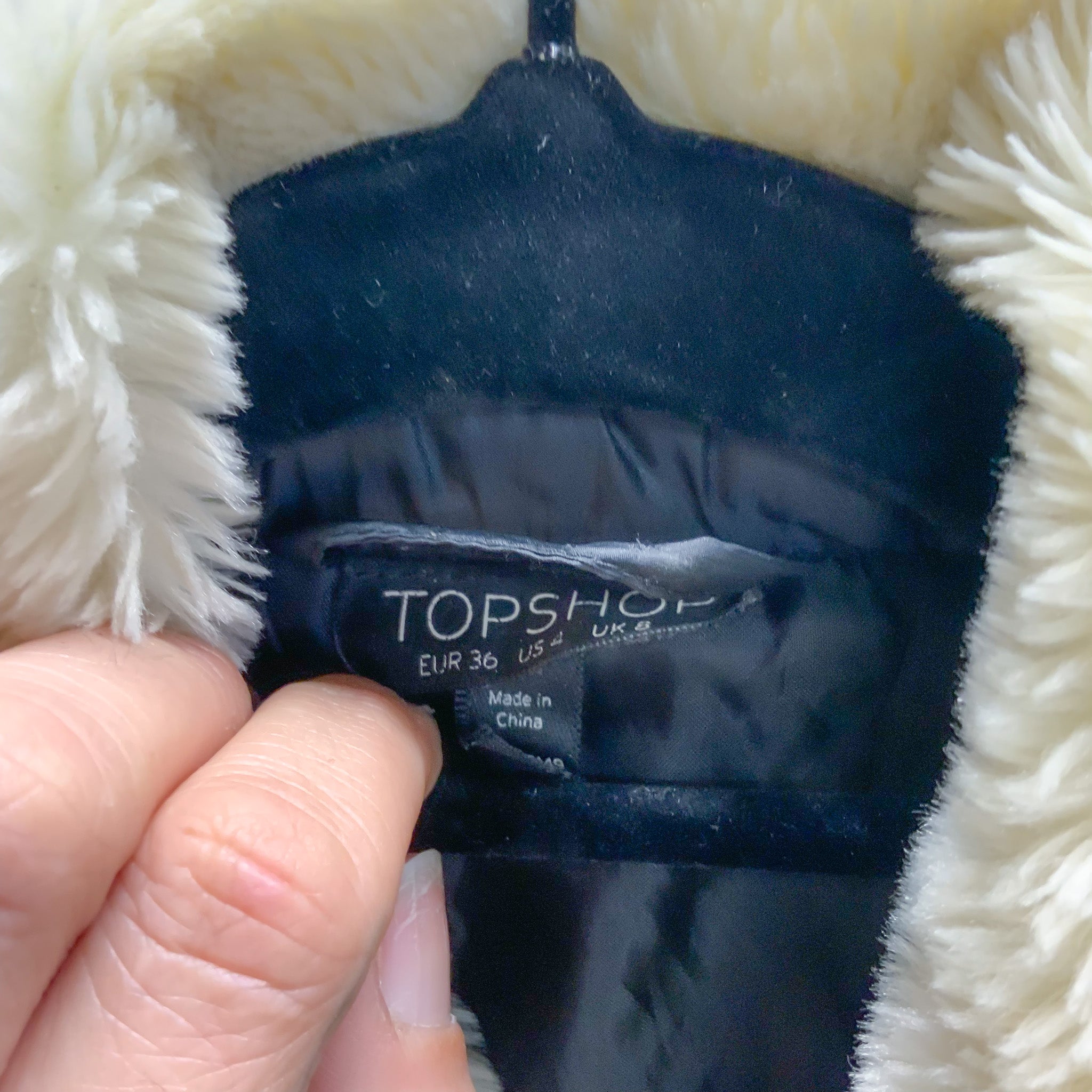 TOPSHOP Puffer Vest with Aztec Trim Fur Collar - Size 8