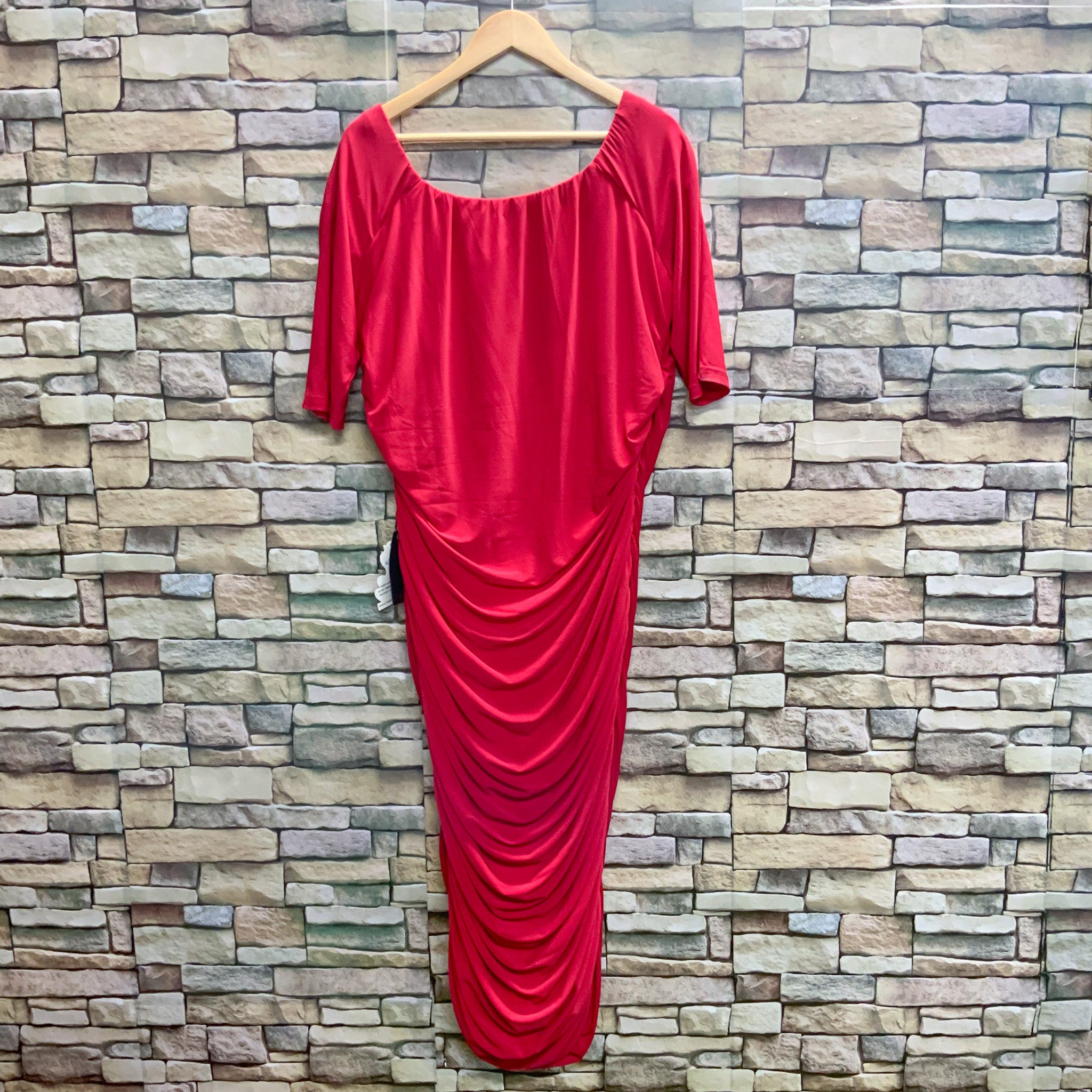 NWT LAURA BYRNES California Monica Wiggle Dress in Red - 4XL (au22)