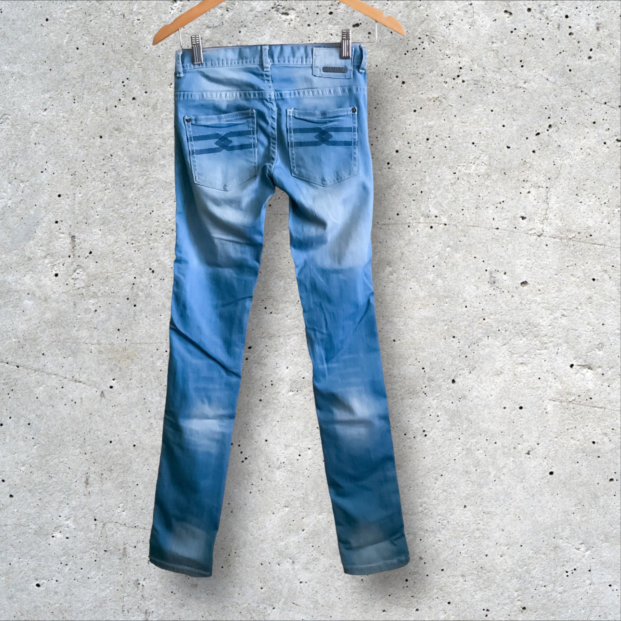BILLABONG Supaslim Pixie Light Blue Washed skinny Jeans - Size 6