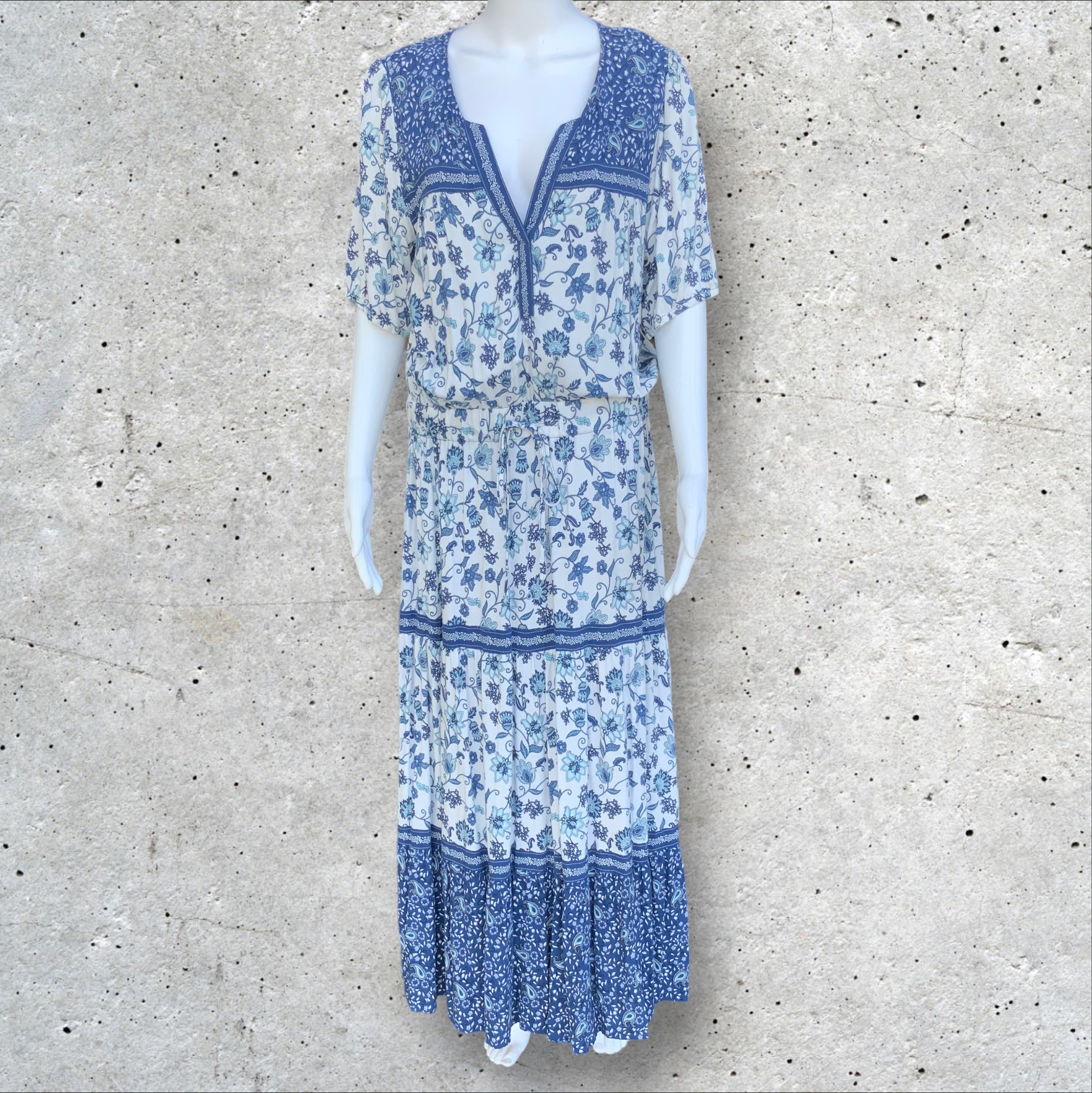 GAP Blue/White Short Sleeved Bohemian Floral Print Maxi Dress - Size M/L