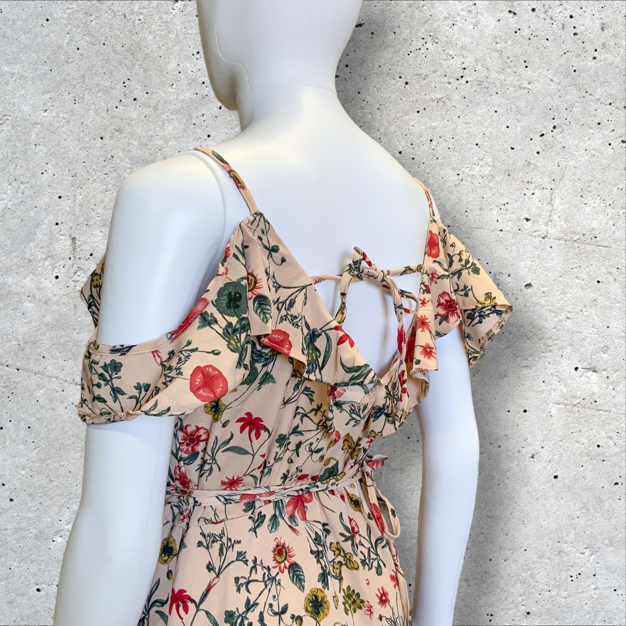OSCAR ST Peach Floral Cold Shoulder Ruffle Wrap Midi Dress - Size M