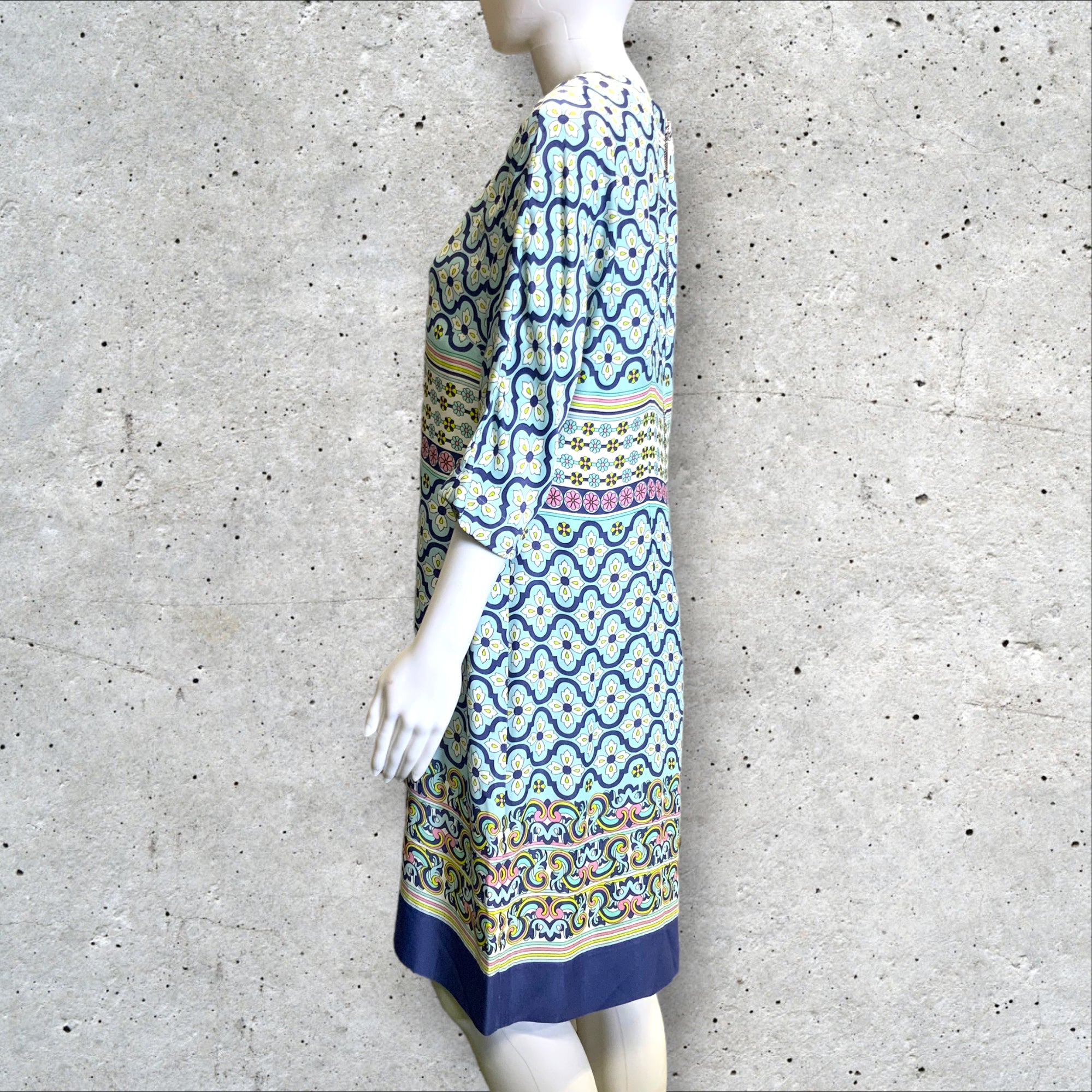 VERGA 'Florentine' Short Sleeved Blue Floral Print Shift Dress - Size 14