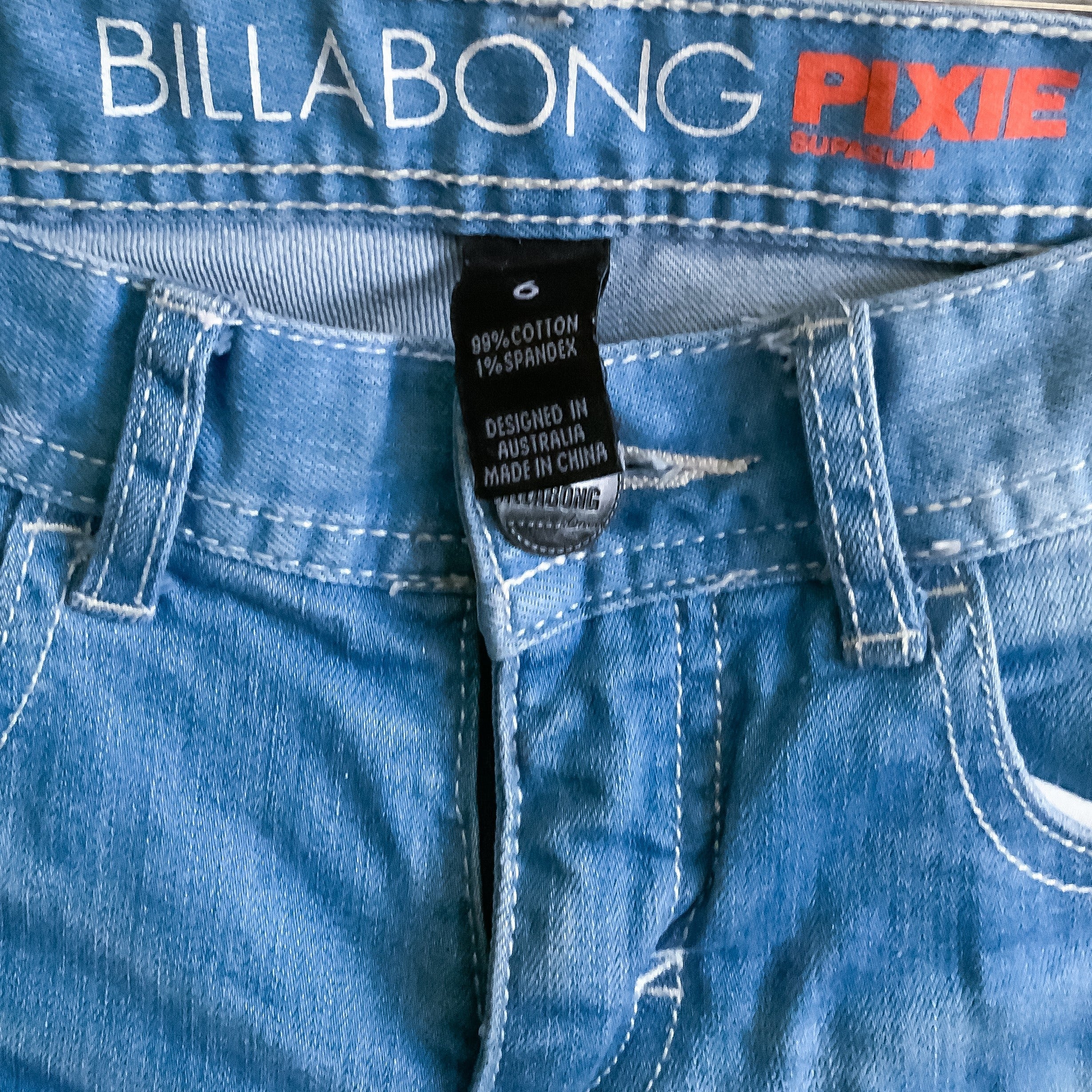 BILLABONG Supaslim Pixie Light Blue Washed skinny Jeans - Size 6