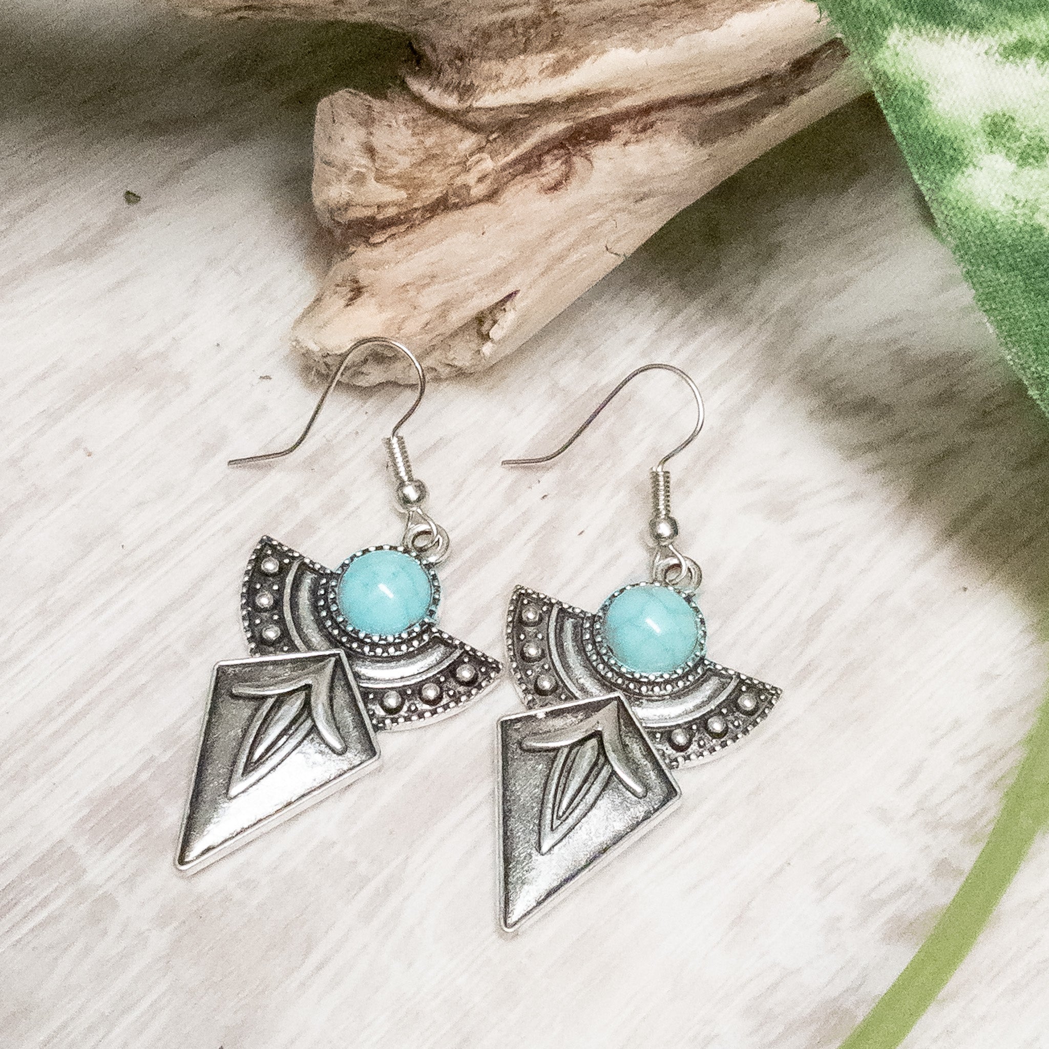 Antique Silver/Turquoise Navajo Style Shield Pendant Earrings