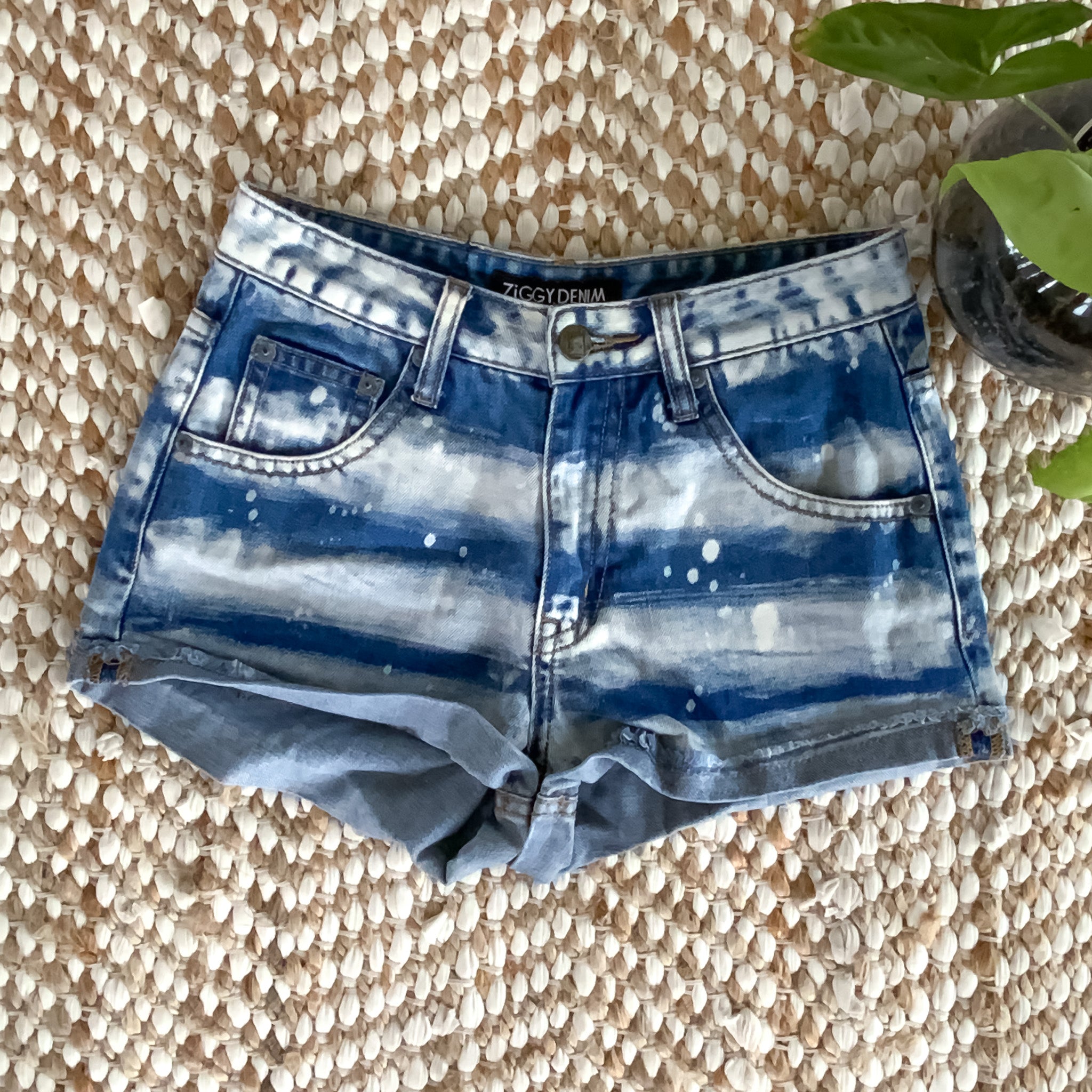 ZIGGY DENIM ‘Meet my Mum’ Distressed Denim Shorts - Size 26