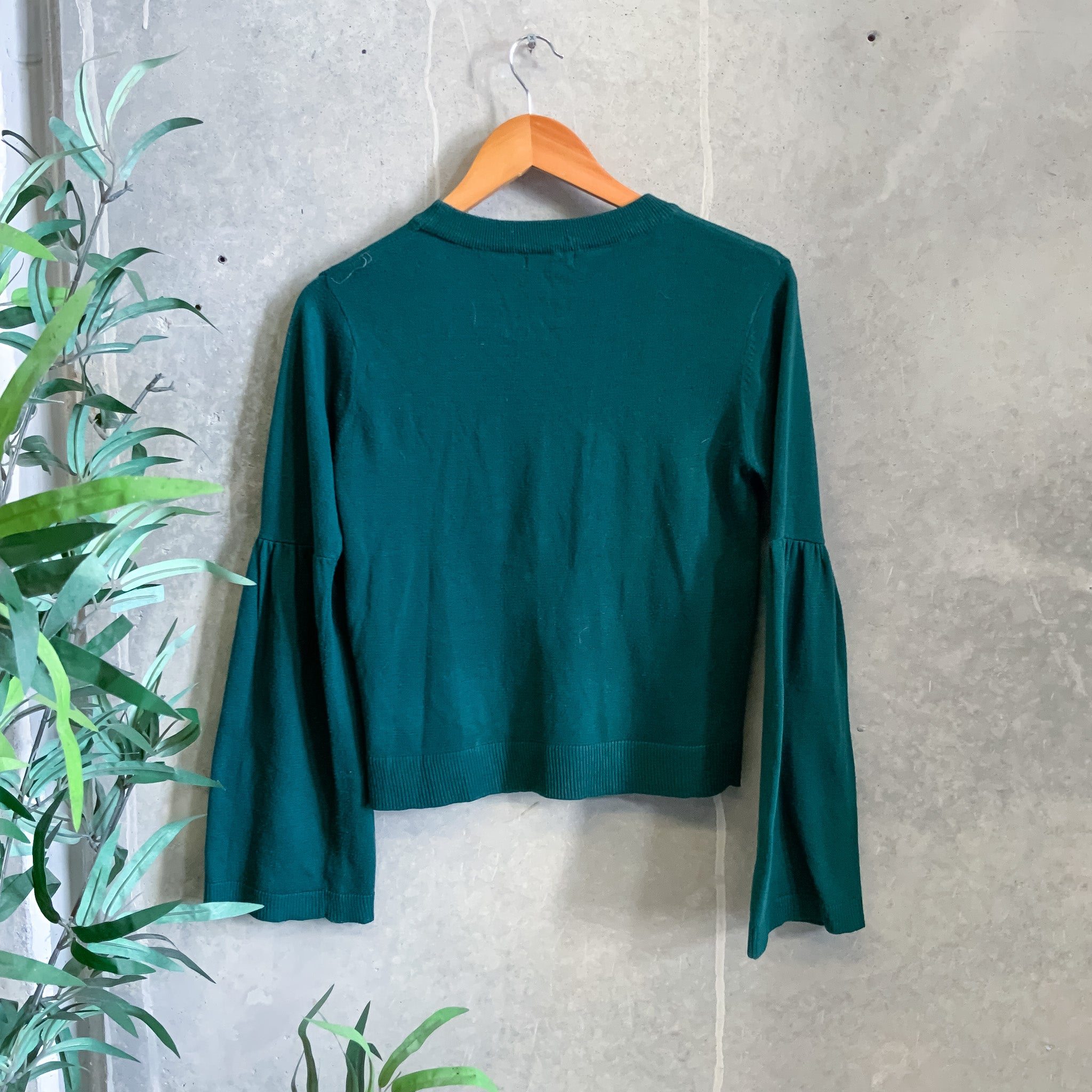 MISS VALLEY Bell Sleeved Green Crew Neck Knit Sweater/Top - Size S
