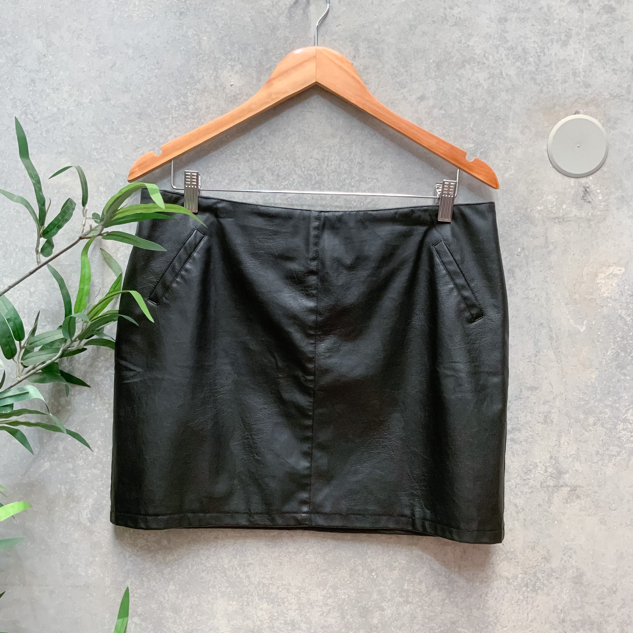 COTTON ON Ladies Black Faux Leather Mini Skirt - Size 14