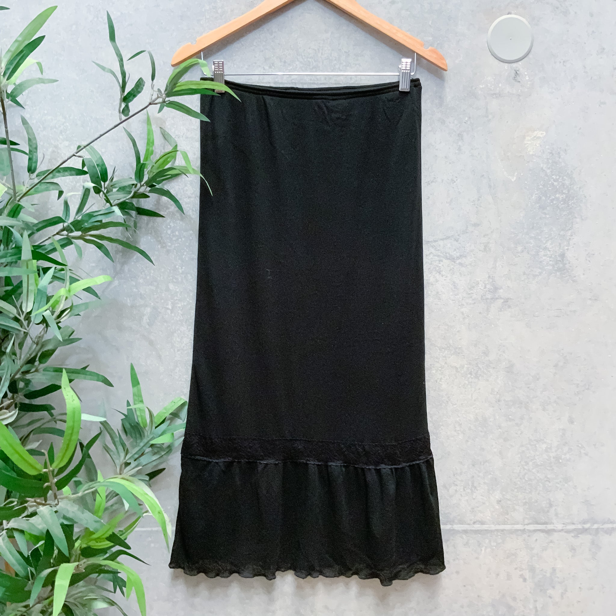 SIHOUETTE Vintage Ladies Black Pull On Maxi Skirt - Size 8