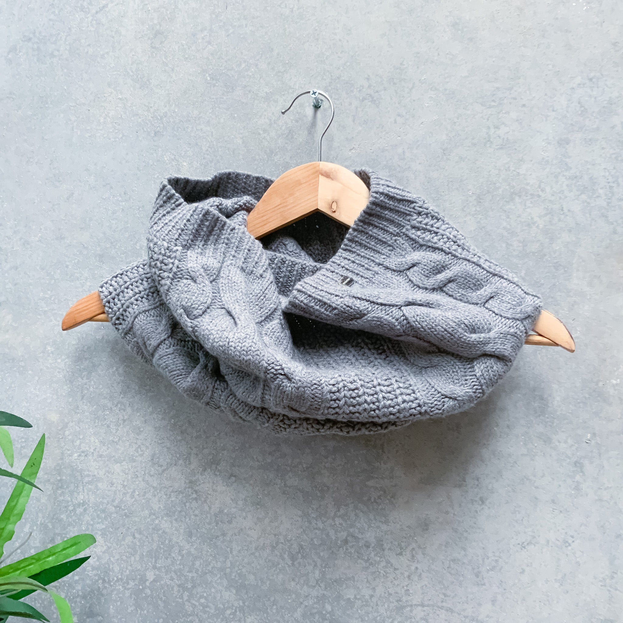 OROTON Grey Merino Wool Neck Warmer - One Size