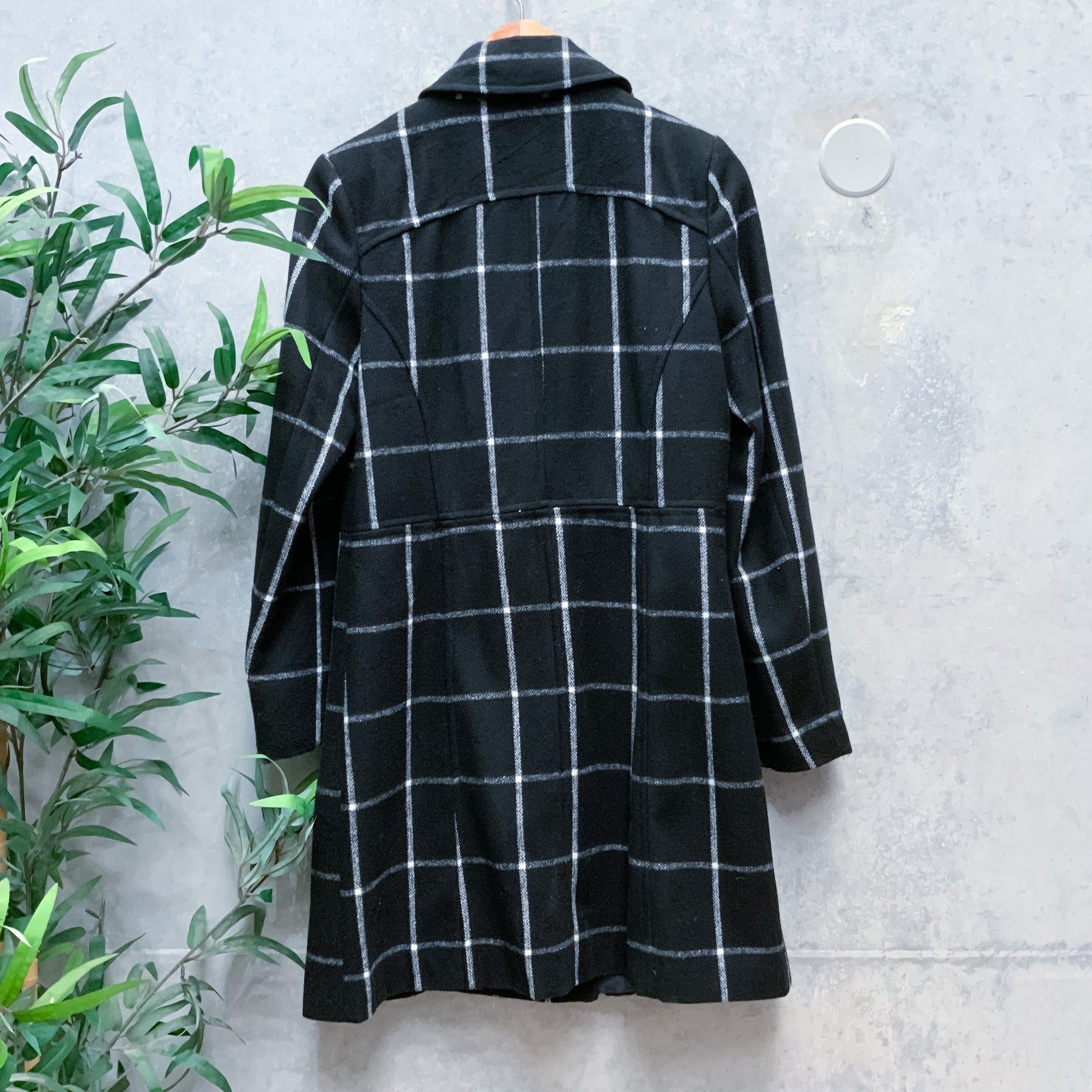 SAVANNAH Ladies Monochrome Plaid Trench Coat Jacket - Size 8