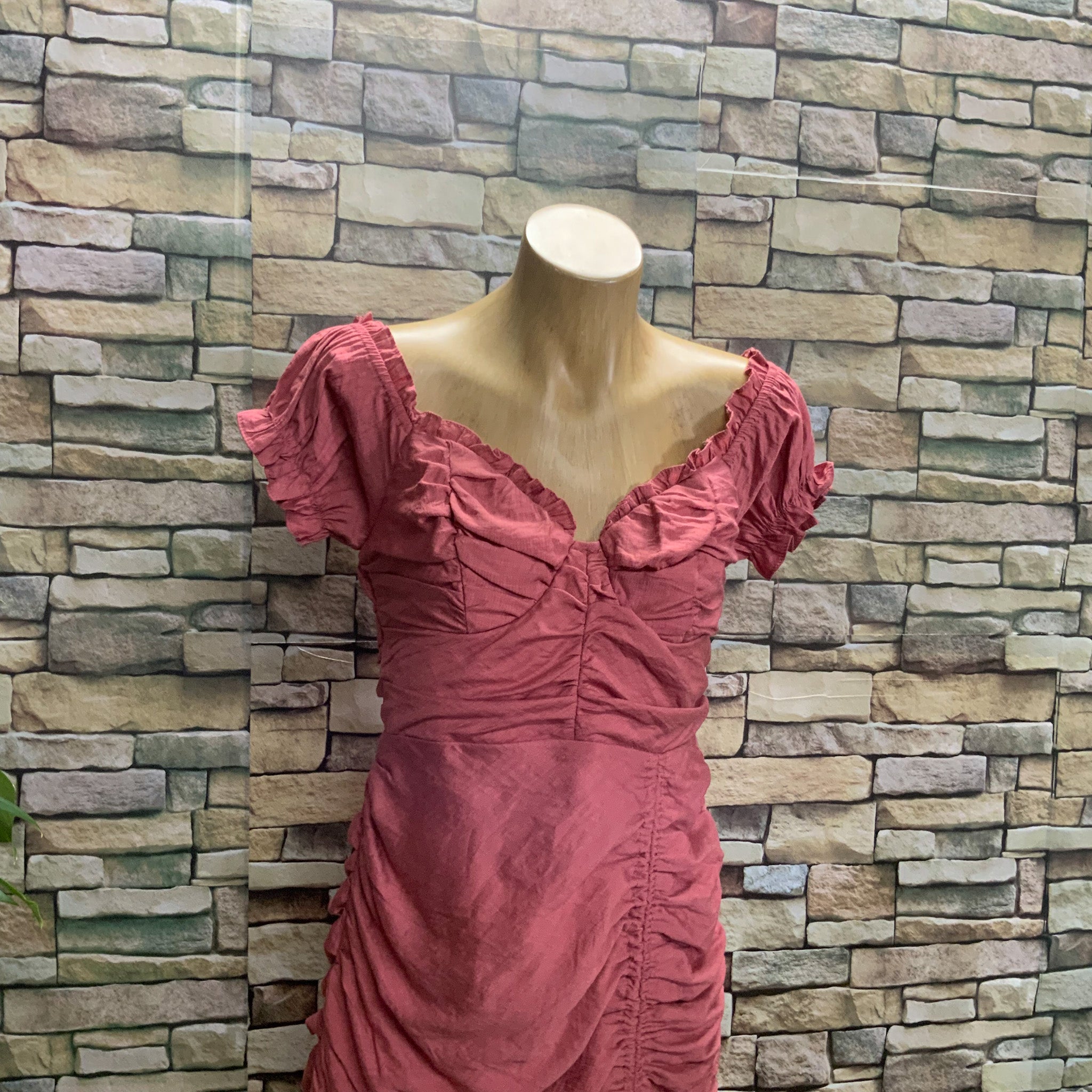 BNWT SAINTS + SECRETS Ruched Rose Coloured Evening Midi Dress - Size 10