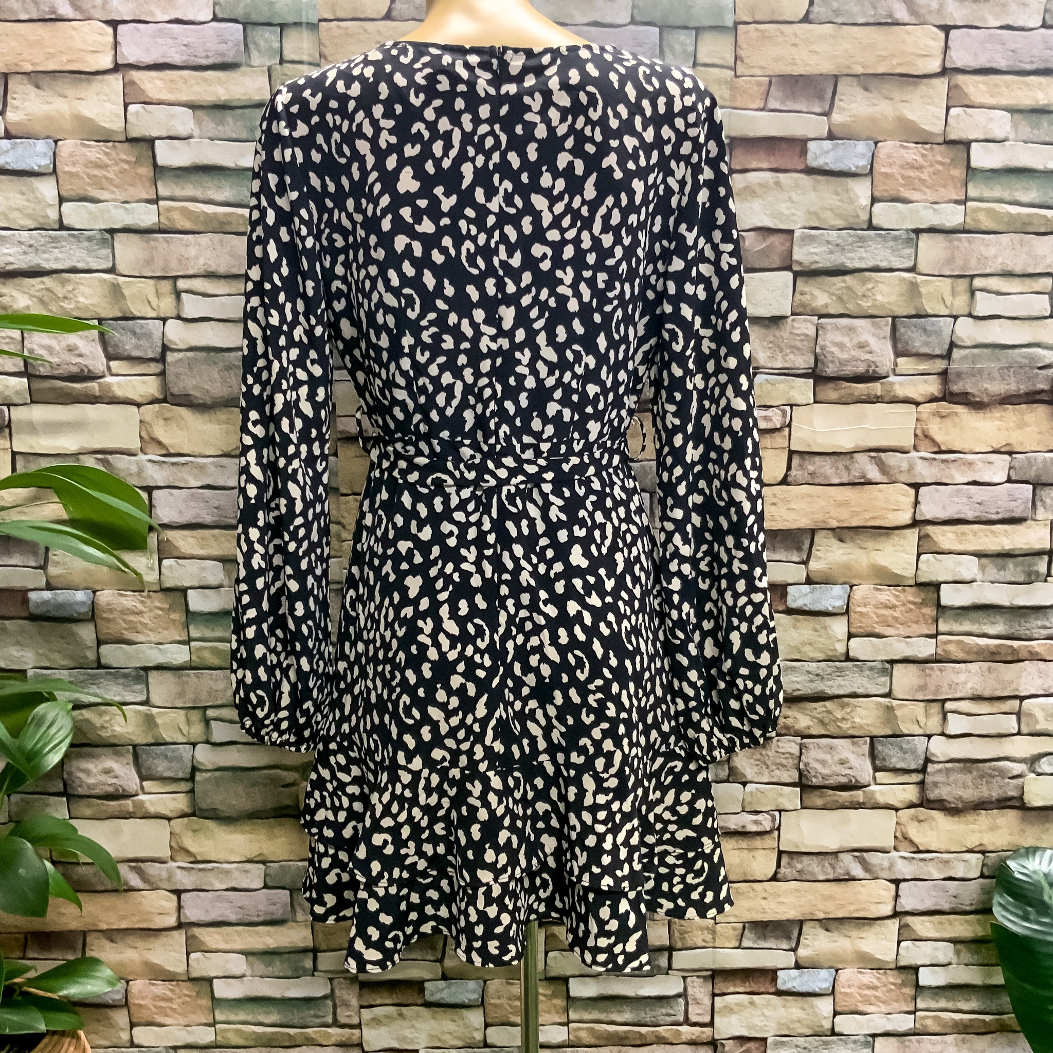 YOURS TRULY V-Neck Faux Wrap, Long Sleeve  Cheetah Print Dress - Size 8