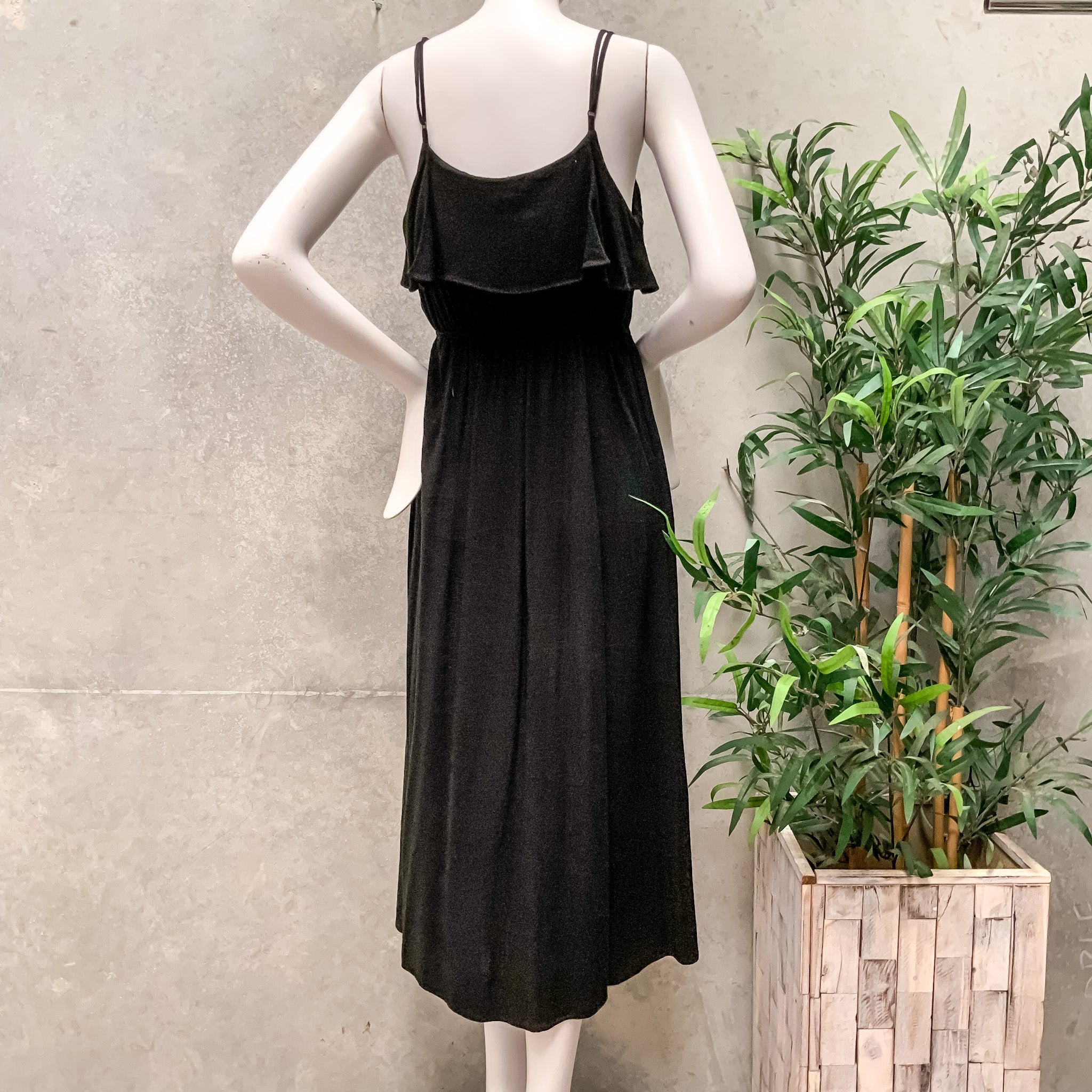 YOURS TRULY Black Frill Bust Elastic Waist Maxi Dress - Size 8