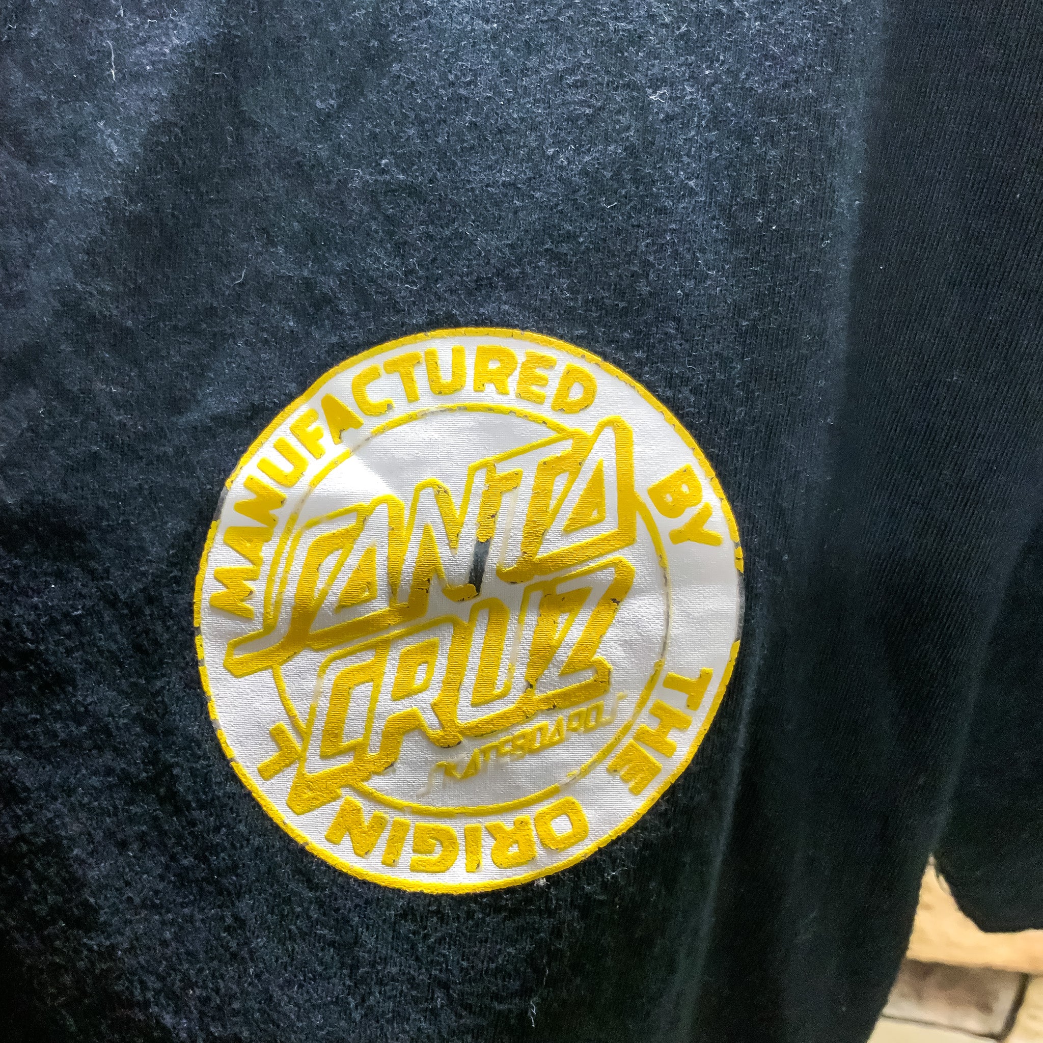 SANTA CRUZ Short Sleeve Cropped Logo Print contrast collar Tee - Size 8