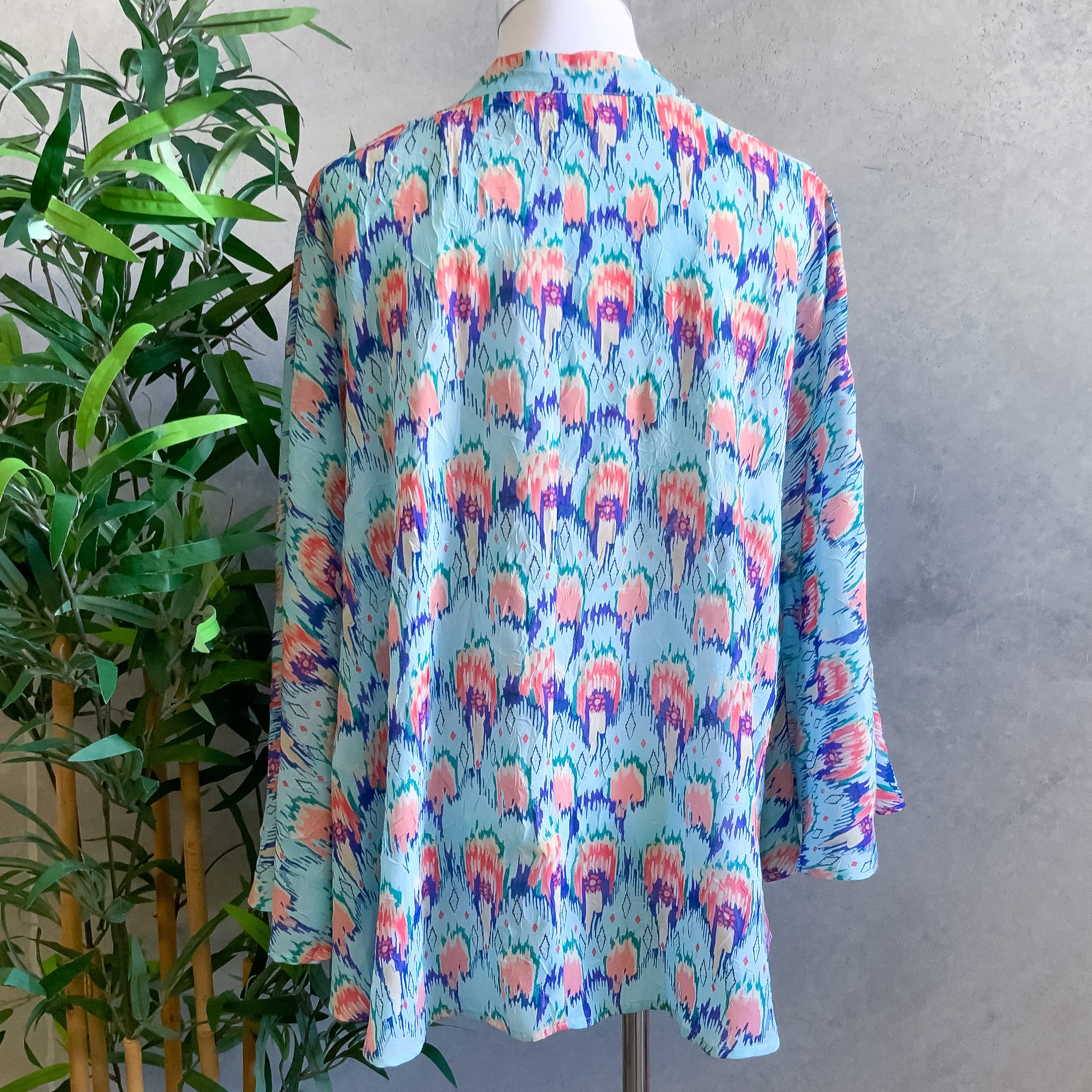 RIPCURL Abstract Blue/Pink/Purple Printed Cover Up/Kimono - Size S
