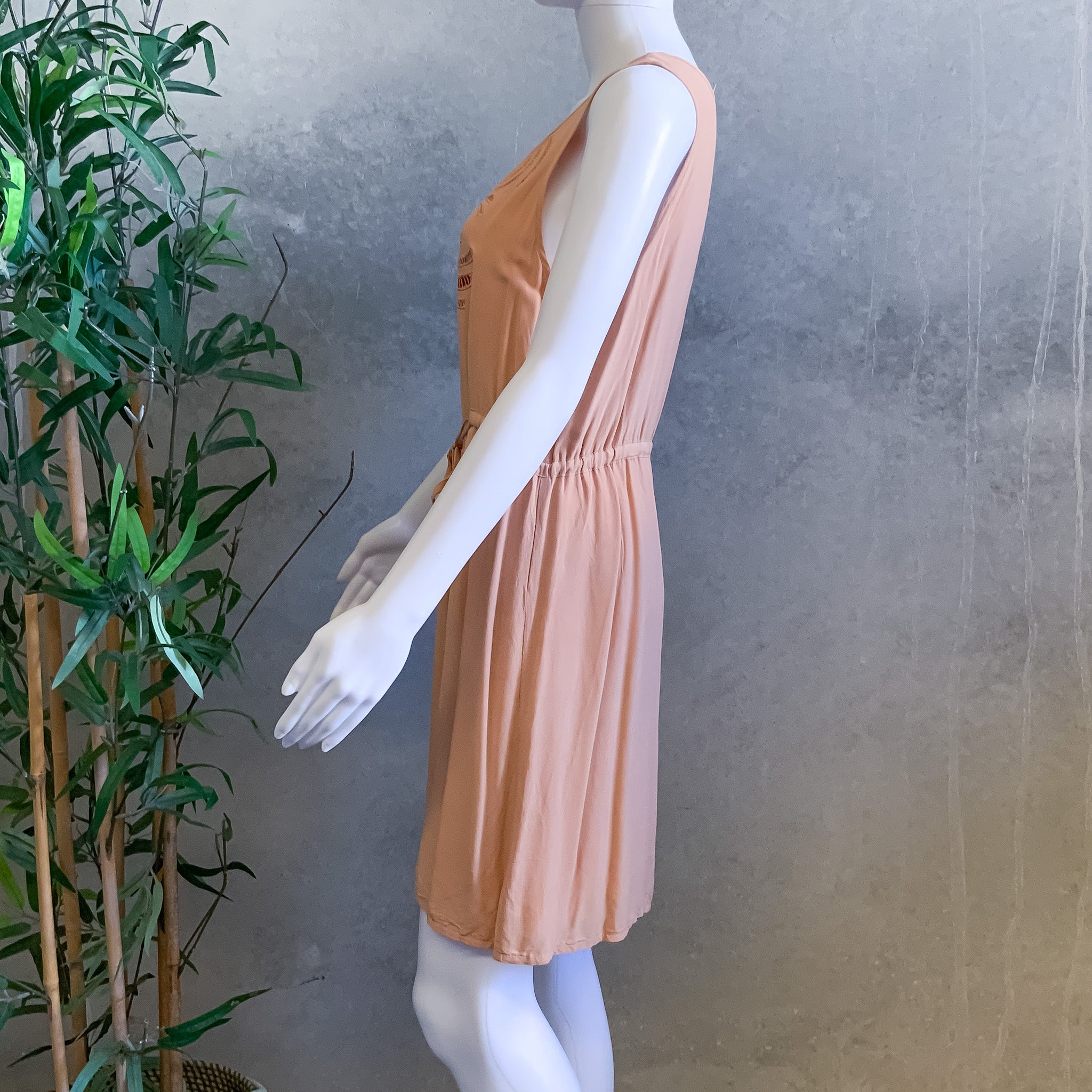 WISH Womens Peach Laser Cut Out Tie Waist Dress - Size S