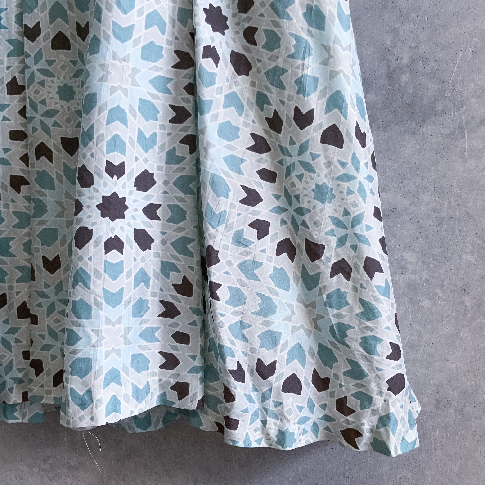 BANANA REPUBLIC Pastel Geometrical Pattern A Line Silk Skirt - Size 8