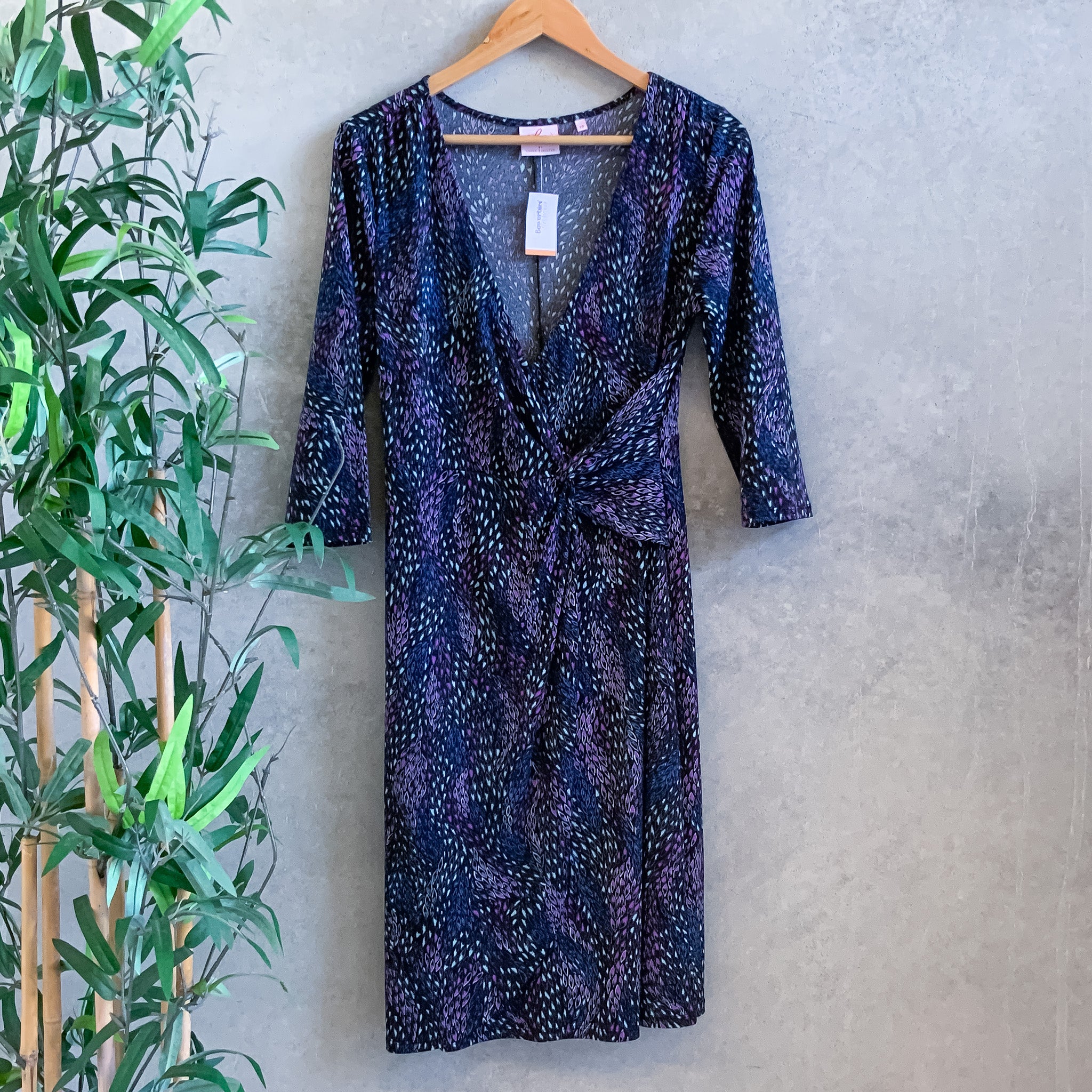 LEONA EDMISTON 3/4 Sleeve abstract Print Twist Detail Knee Length Dress - Size 12