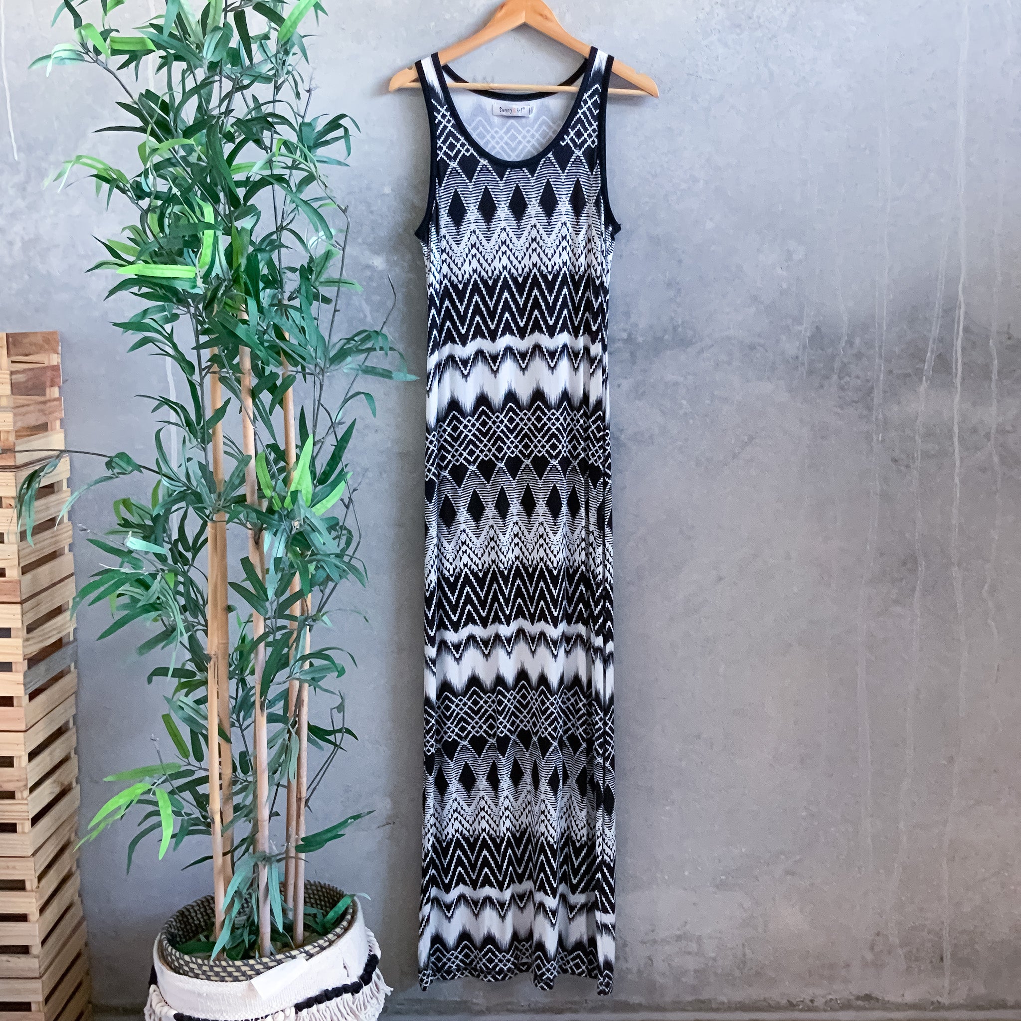 SUNNY GIRL Geometric Aztec Monochrome Print Sleeveless Maxi Dress - Size 12