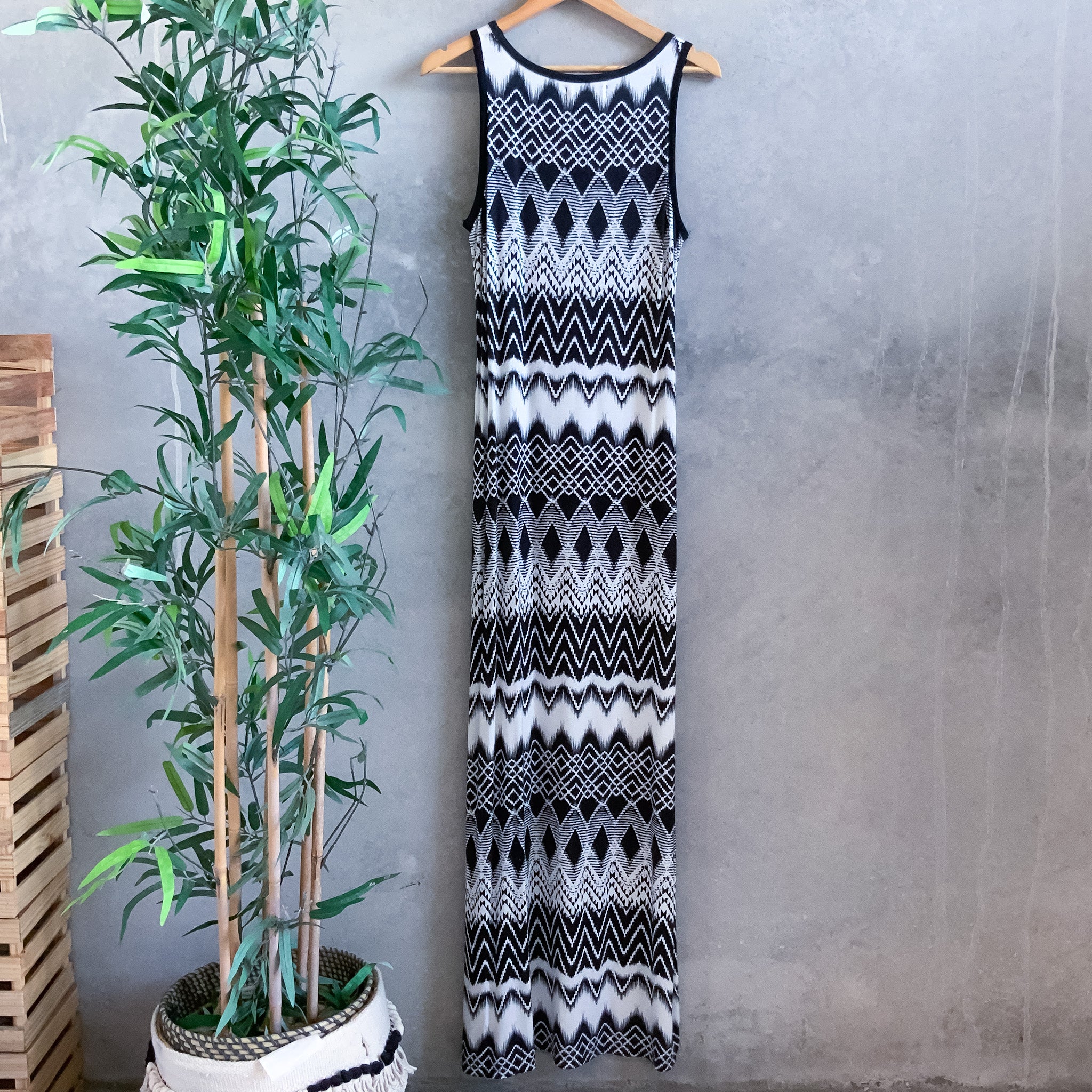 SUNNY GIRL Geometric Aztec Monochrome Print Sleeveless Maxi Dress - Size 12